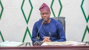 Oyo lawmakers grant Makinde's N50bn Revolving loan request By: Akeem Adeyemi, Ibadan The Oyo State House of Assembly on Tuesday granted the request of Governor Seyi Makinde to access a loan of 50 billion naira revolving overdraft for the development of recurrent and capital expenditures in the State. Governor Makinde had earlier sent a request letter to the Oyo State House of Assembly, governor's letter was read at the plenary by the Speaker, Hon Adebo Ogundoyin. The lawmakers however acknowledged the various projects being embarked upon by the State Government across the State and concluded such a facility was inevitable to enable the State Government to meet up with its financial obligations, especially in terms of its recurrent and capital expenditures. Makinde's letter read, “The request is part of the efforts of the present administration towards financing its recurrent expenditure which includes salary and conventions, capital expenditure and support/finance various contractual obligations.“ Meanwhile, The facility is for 45 months at a concessionary rate of 25.1% per annum. This is subject to review in line with the prevailing money market conditions.