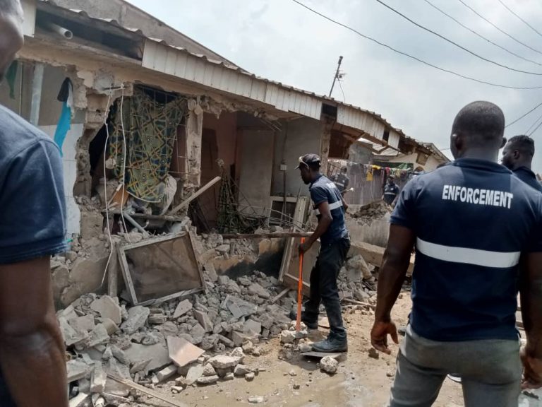Lagos begins market demolition at train station locations
