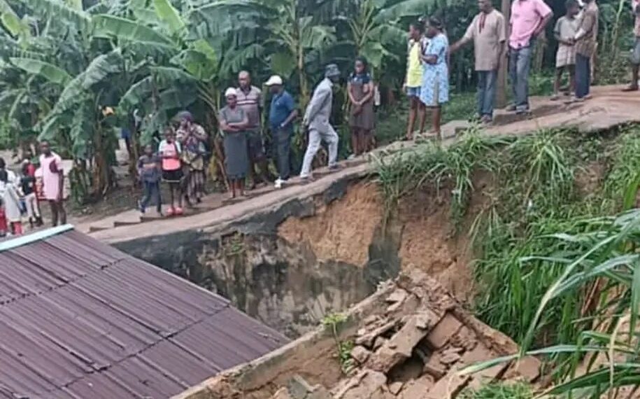 Collapse building killed four siblings in Enugu