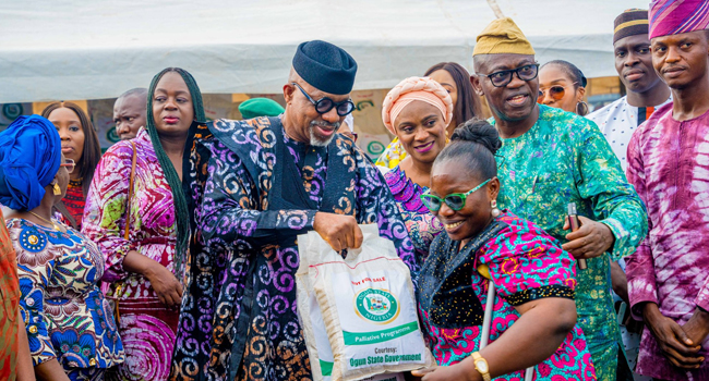 Palliatives: Ogun commence distribution of 300,000 bags of rice