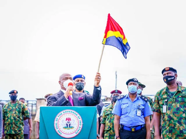 As part of measures to improve security during the year 2023 yuletide, Governor Hope Uzodimma of Imo State has flagged off ‘Operation Golden Dawn Three, an initiative of the Nigerian Army, in the state.