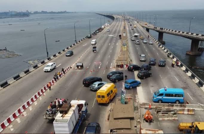 FG rehabilitate Third Mainland bridge, not Lagos Govt -Umahi explains